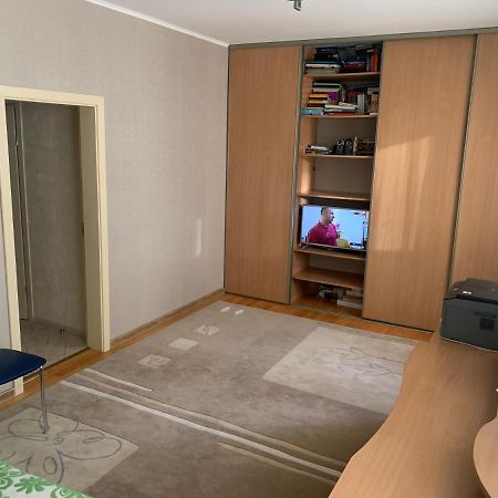 Bright Room Near International Exhibition Centre Kiev Ngoại thất bức ảnh