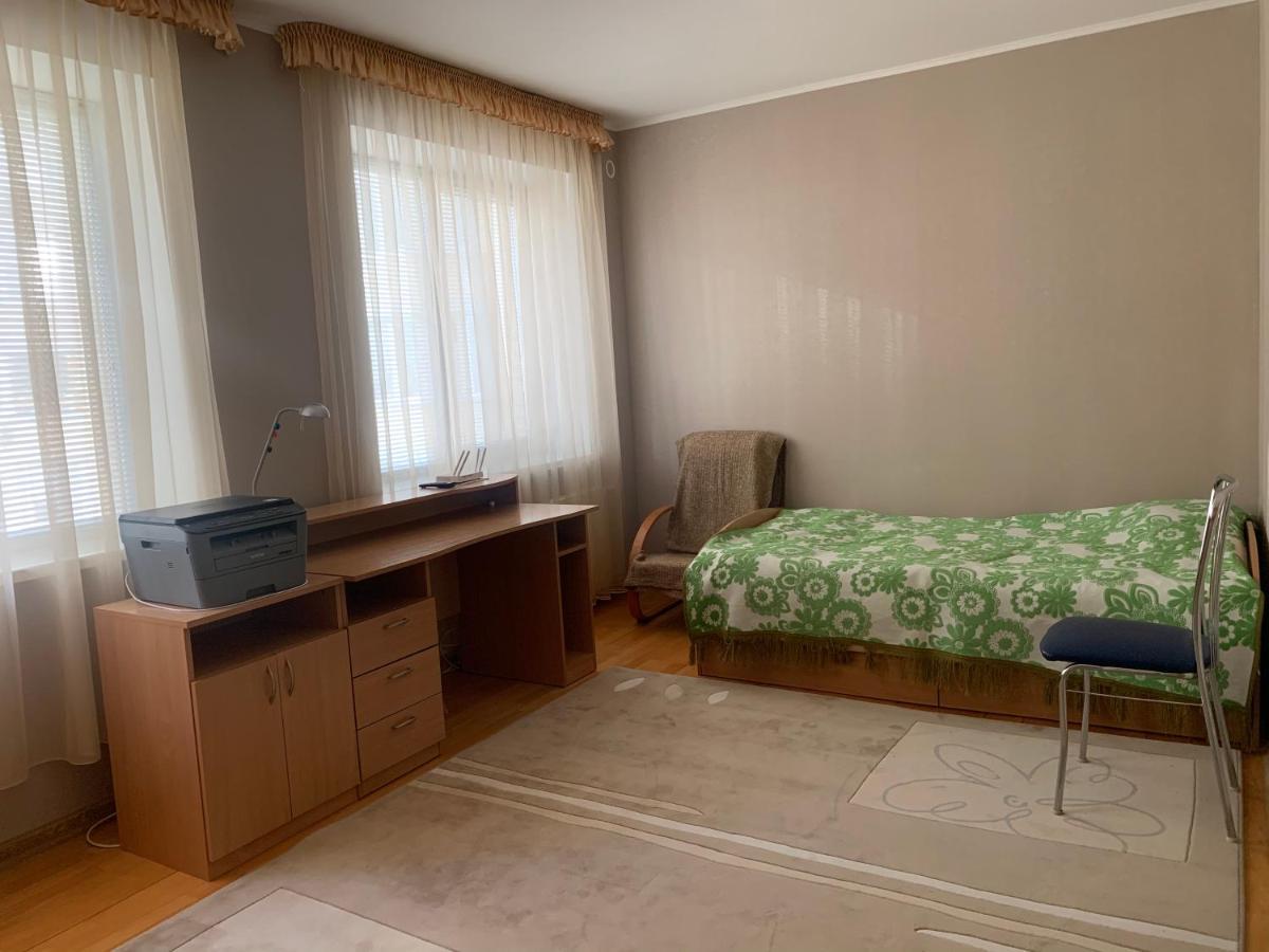Bright Room Near International Exhibition Centre Kiev Ngoại thất bức ảnh